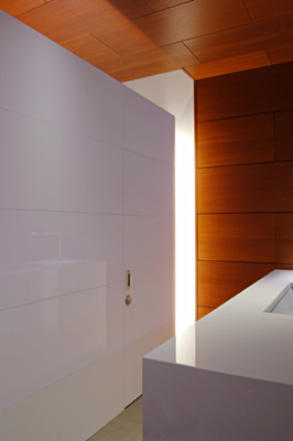 recessed light slot